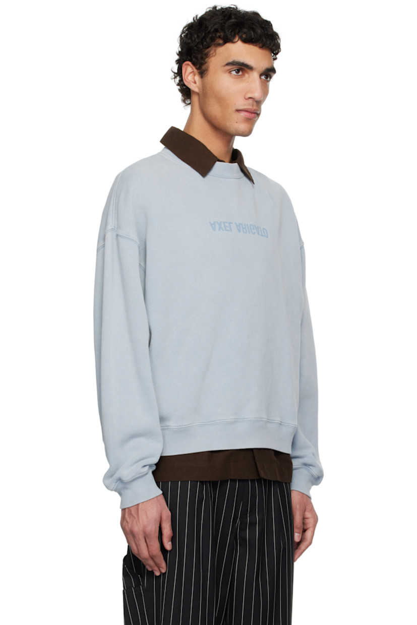 Organic cotton French terry sweatshirt. Fading throughout.

· Rib-knit crewneck, hem, and cuffs
· Logo printed at chest
· Dropped shoulders

Supplier color: Steel blue
