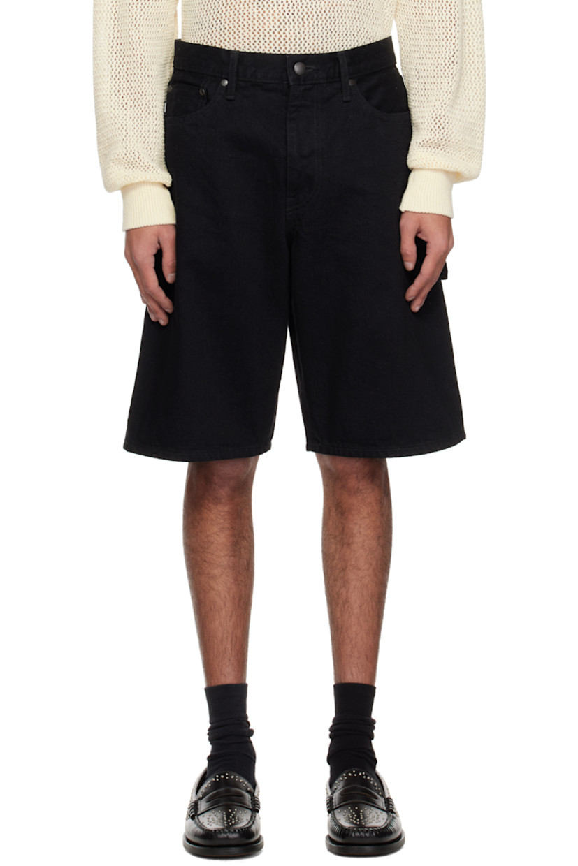 Non-stretch denim shorts. 

· Belt loops
· Five-pocket styling 
· Zip fly
· Logo flag at coin pocket
· Hammer loop at outseam
· Patch pockets at outseam
· Logo patch at back waistband

Supplier color: Black