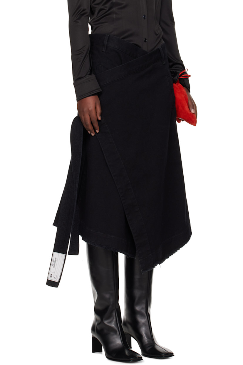 Loose-fit non-stretch denim midi skirt. 

· Wrap construction
· Belt loops
· Four-pocket styling
· Adjustable button closure
· Self-tie fastening
· Frayed edge at hem
· Patch pockets at side seam
· Logo patch at back waistband
· Logo-engraved silver-tone hardware 

Supplier color: Black rinse