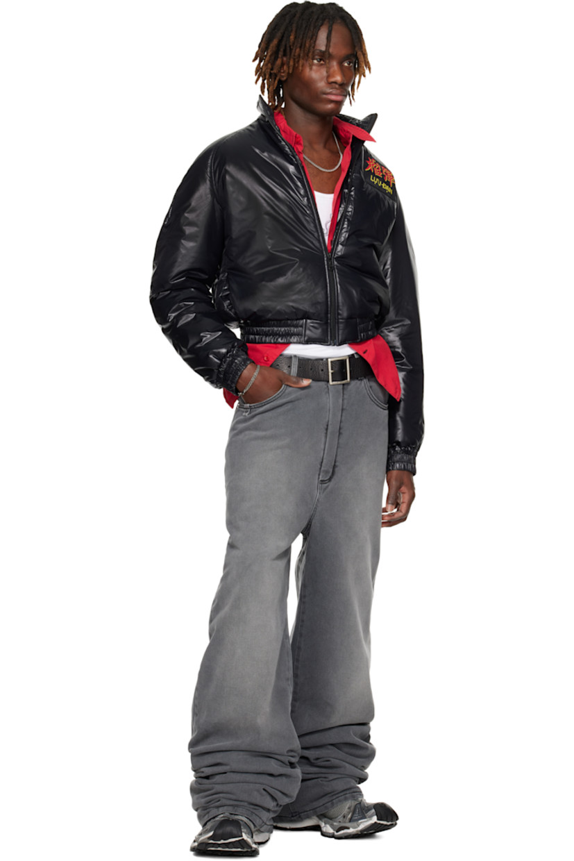 Padded non-stretch denim jeans. Fading throughout.

· Stacking overlong legs
· Belt loops
· Five-pocket styling
· Zip-fly
· Loop at front pocket
· Leather logo patch at back waistband
· Logo-engraved silver-tone hardware 
· Full twill lining

Supplier color: Outcast grey