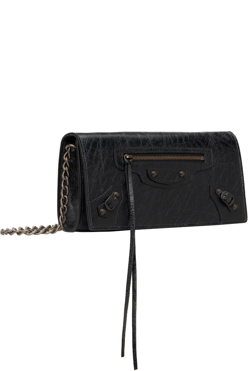 Crinkled patent lambskin shoulder bag in black.

· Detachable cable chain shoulder strap
· Zip pocket at face
· Pin-buckle hardware at face
· Magnetic press-stud closure
· Six card slots at interior
· Nappa leather lining
· Antiqued gunmetal-tone hardware
· H4.5" x W8.5" x D2"

Supplier color: Black