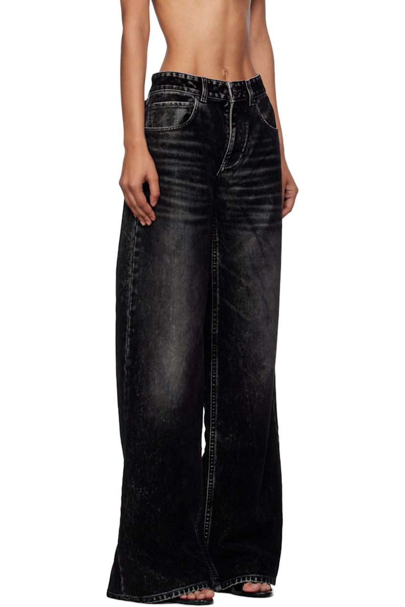 Non-stretch denim jeans. 

· Fading and whiskering throughout 
· Belt loops
· Five-pocket styling
· Zip fly 
· Logo patch at back waistband

Supplier color: Black shiny