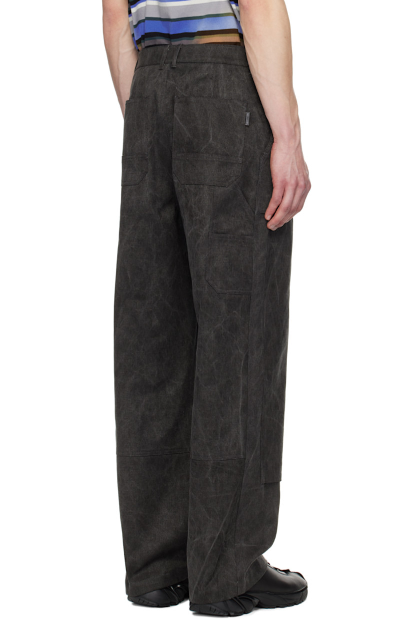 Cotton canvas trousers. Fading throughout.

· Belt loops
· Four-pocket styling
· Zip fly
· Patch pockets at outseam

Supplier color: Grey
