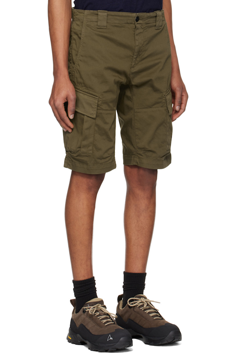 Garment-dyed stretch cotton twill cargo shorts.

· Belt loops
· Four-pocket styling
· Zip fly
· Cargo pockets
· Logo-printed acetate lens at cargo pocket
· Logo patch at back
· Logo-engraved black hardware

Supplier color: Ivy green
