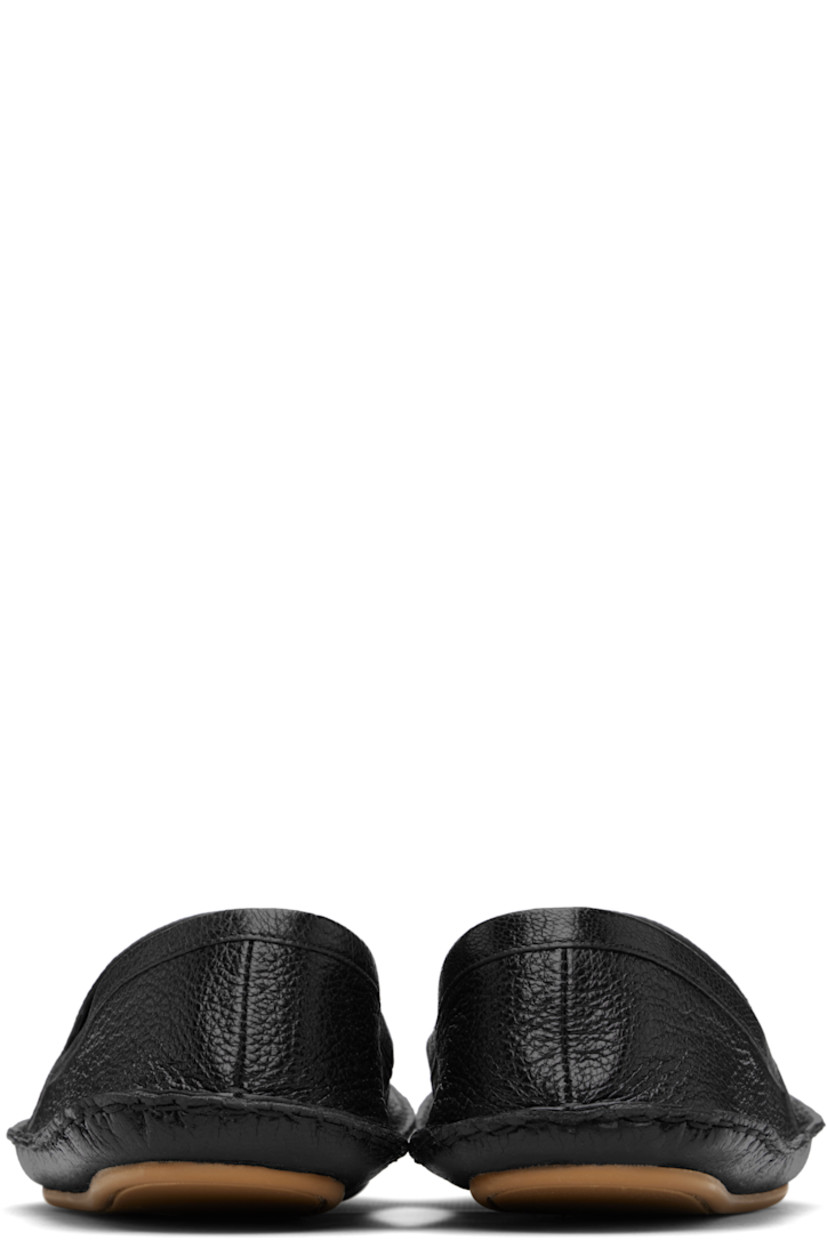 Grained calfskin loafers in black.

· Pinched seam at welt
· Smooth rubber sole

Supplier color: Black