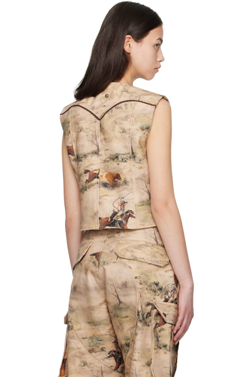 Cotton canvas vest. Graphic pattern printed throughout.

· Round neck
· Button closure
· Piping at front and back
· Flap pockets
· Curved hem
· Full seersucker lining

Supplier color: Beige