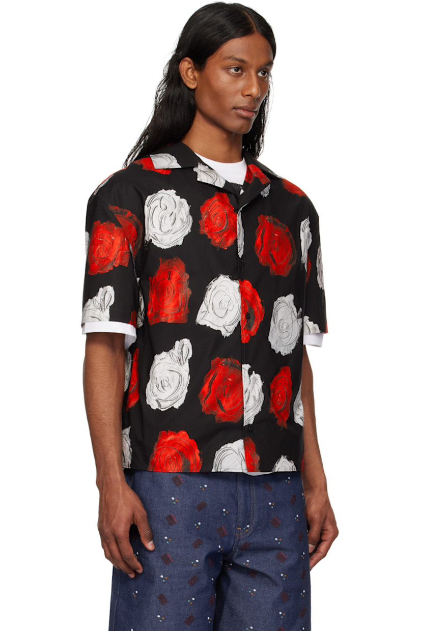 Cotton poplin shirt. Floral pattern printed throughout.

· Open spread collar
· Button closure

Supplier color: Black