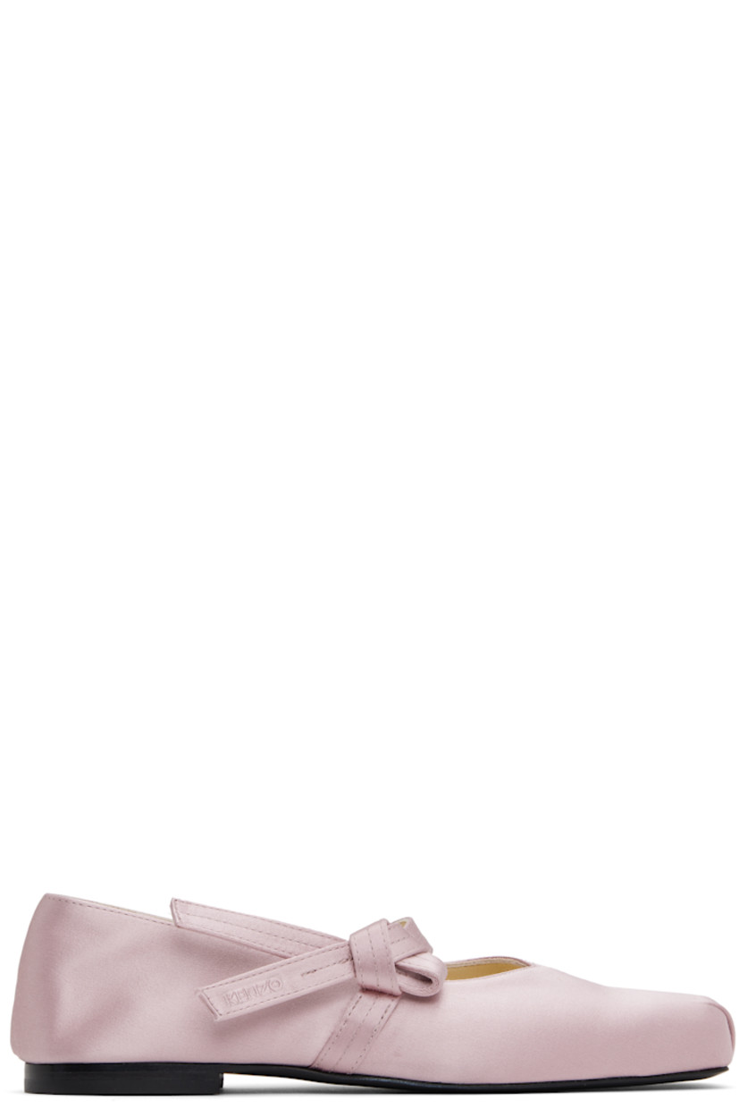 Silk satin ballerina flats in pink.

· Gathering at square toe
· Knotted bow at partially elasticized strap
· Buffed leather lining
· Rubber injection at heel
· Polished leather sole

Supplier color: Faded pink