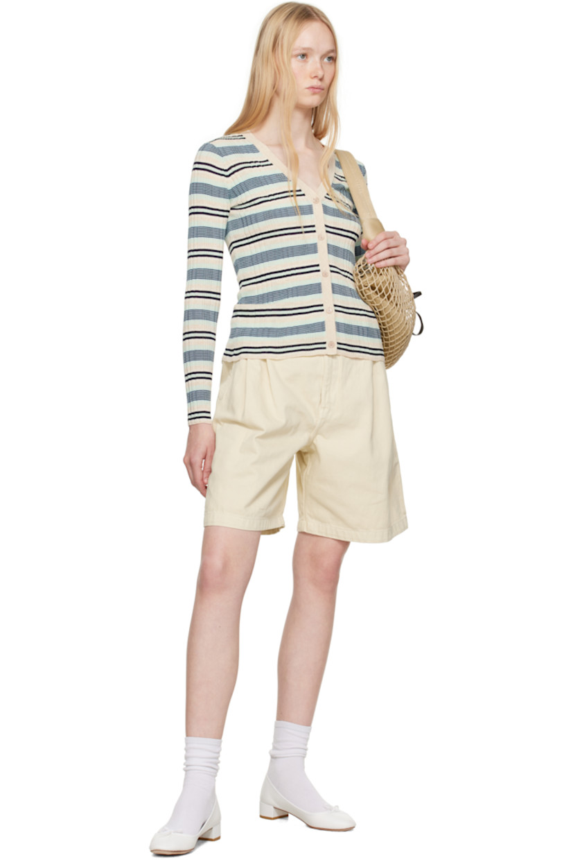 Overdyed non-stretch denim shorts. 

· Belt loops
· Four-pocket styling
· Zip fly
· Pleats at front
· Leather logo patch at back waistband
· Logo embroidered at back

Supplier color: Paper