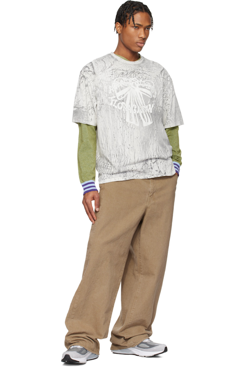 Low-top mesh and pigskin suede sneakers in gray.

· Reflective trim throughout
· Logo printed at vamp
· Lace-up closure
· Logo patch at padded tongue
· Padded collar
· Reflective logo appliqué at sides
· Logo-printed tab at heel counter
· Mesh lining
· ENCAP® and FuelCell foam rubber midsole
· Treaded Ndurance™ rubber sole

Supplier color: Grey