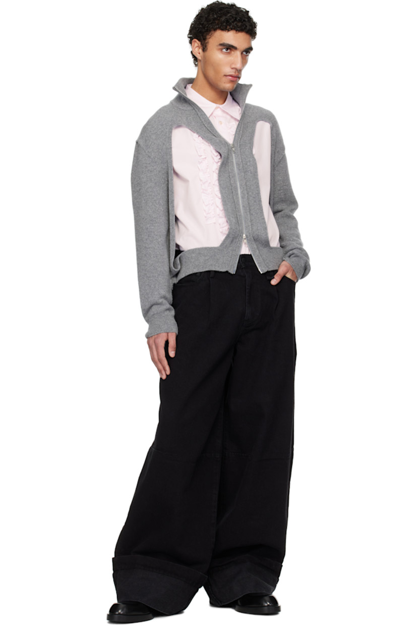 Wide-leg non-stretch denim jeans.

· Belt loops
· Five-pocket styling
· Zip fly
· Pleats at front
· Rolled cuffs
· Crystal-cut accents at hammer loop
· Logo patch at back waistband

Supplier color: Black/Jet