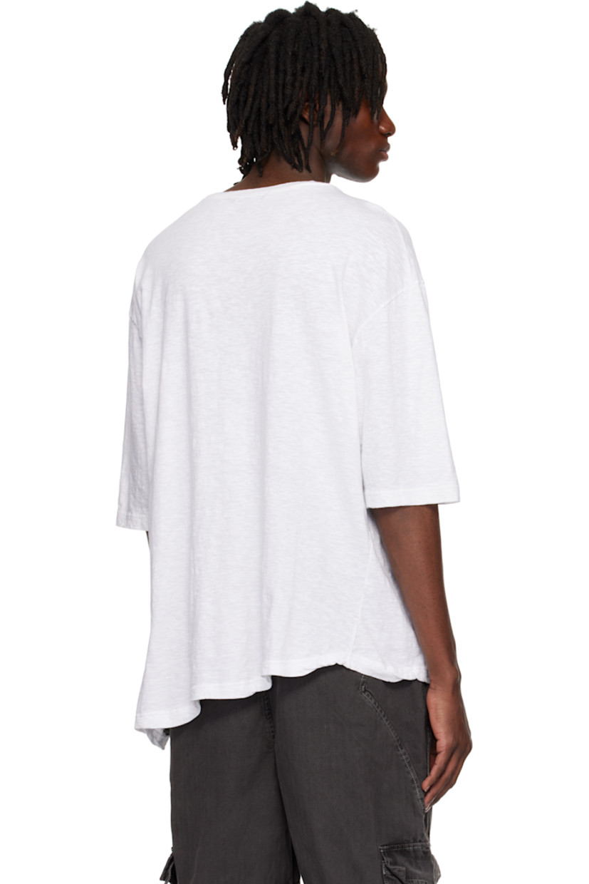 Cotton jersey T-shirt.

· Rib-knit crewneck
· Text printed at front
· Asymmetric hem
· Dropped shoulders

Supplier color: White