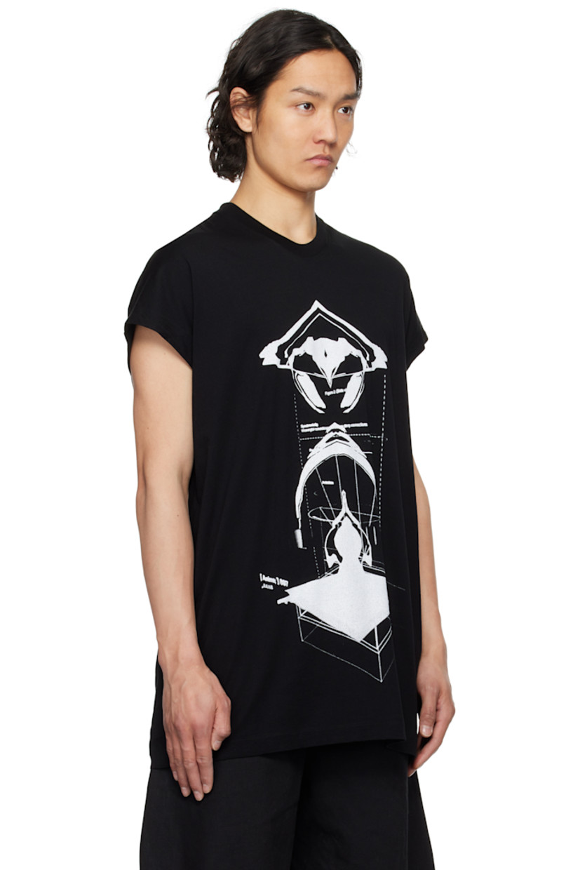 Cotton- and rayon-blend jersey T-shirt.

· Rib-knit crewneck 
· Graphic printed at front
· Text and graphic printed at back collar

Supplier color: Black