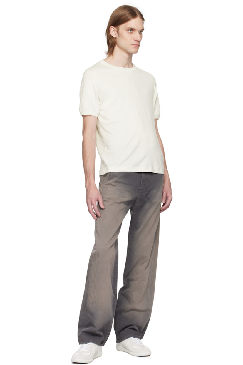 220 gsm stretch Tencel™- and Seacell™ lyocell-blend jersey T-shirt. Rib-knit crewneck and cuffs. 

Supplier color: Off-White