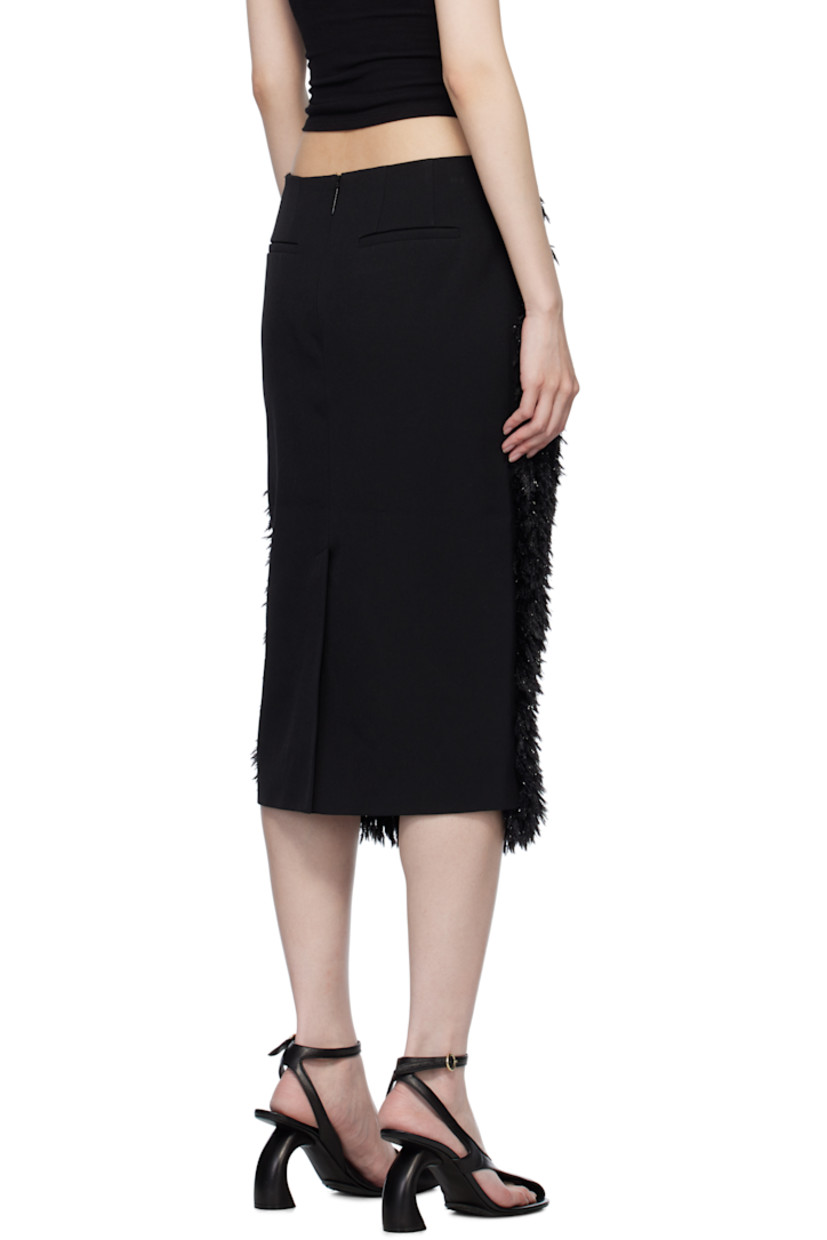 Polyester crepe and stretch wool fleece midi skirt. Metallic thread detailing throughout.

· Two-pocket styling
· Darts at back waistband
· Concealed zip closure at back
· Central vent at back hem
· Full viscose satin lining

Supplier color: Nero