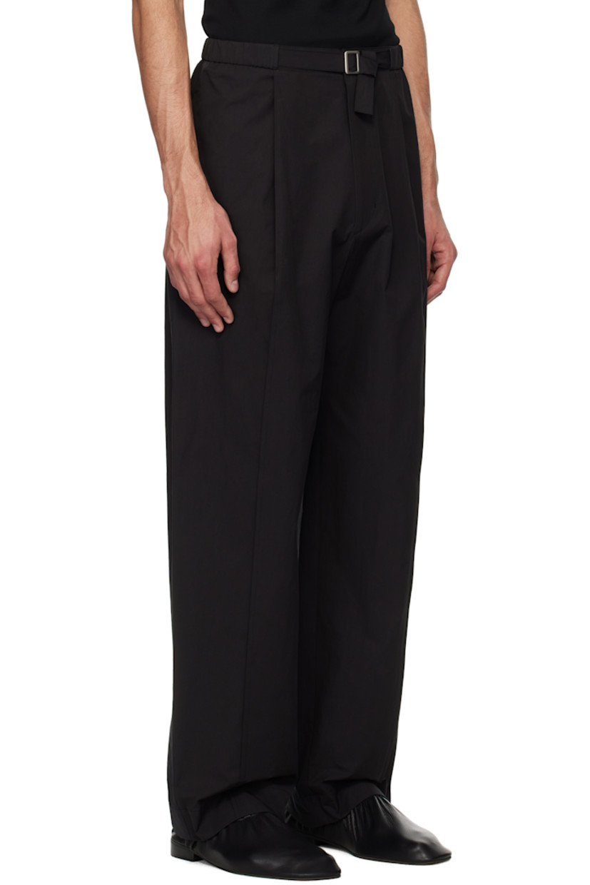 Loose-fit cotton-blend poplin trousers.

· Integrated cinch belt at partially elasticized waistband
· Four-pocket styling
· Zip fly
· Pleats at front
· Central seam at back legs

Supplier color: Black