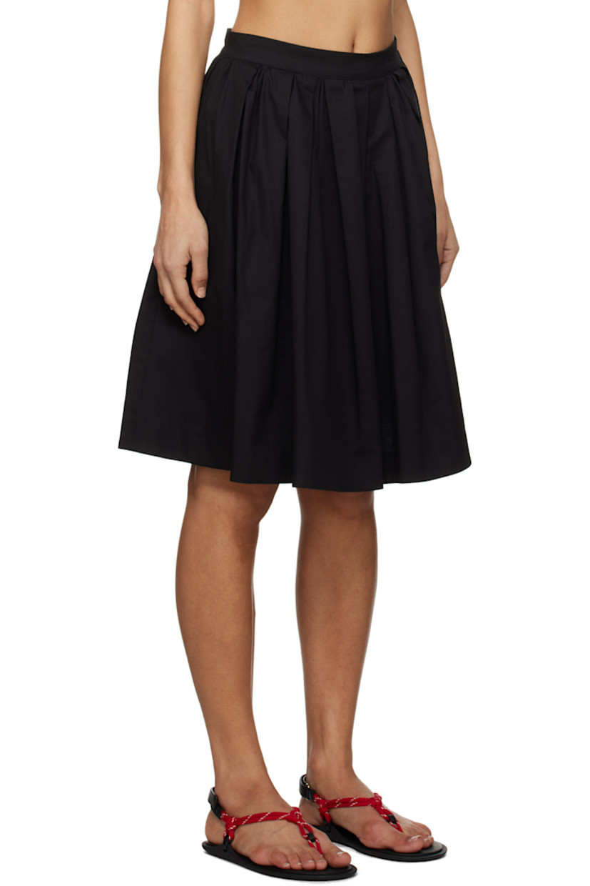Stretch cotton twill miniskirt.

· Pleats and gathering at waistband
· Two-pocket styling
· Zip closure at side seam

Supplier color: Black