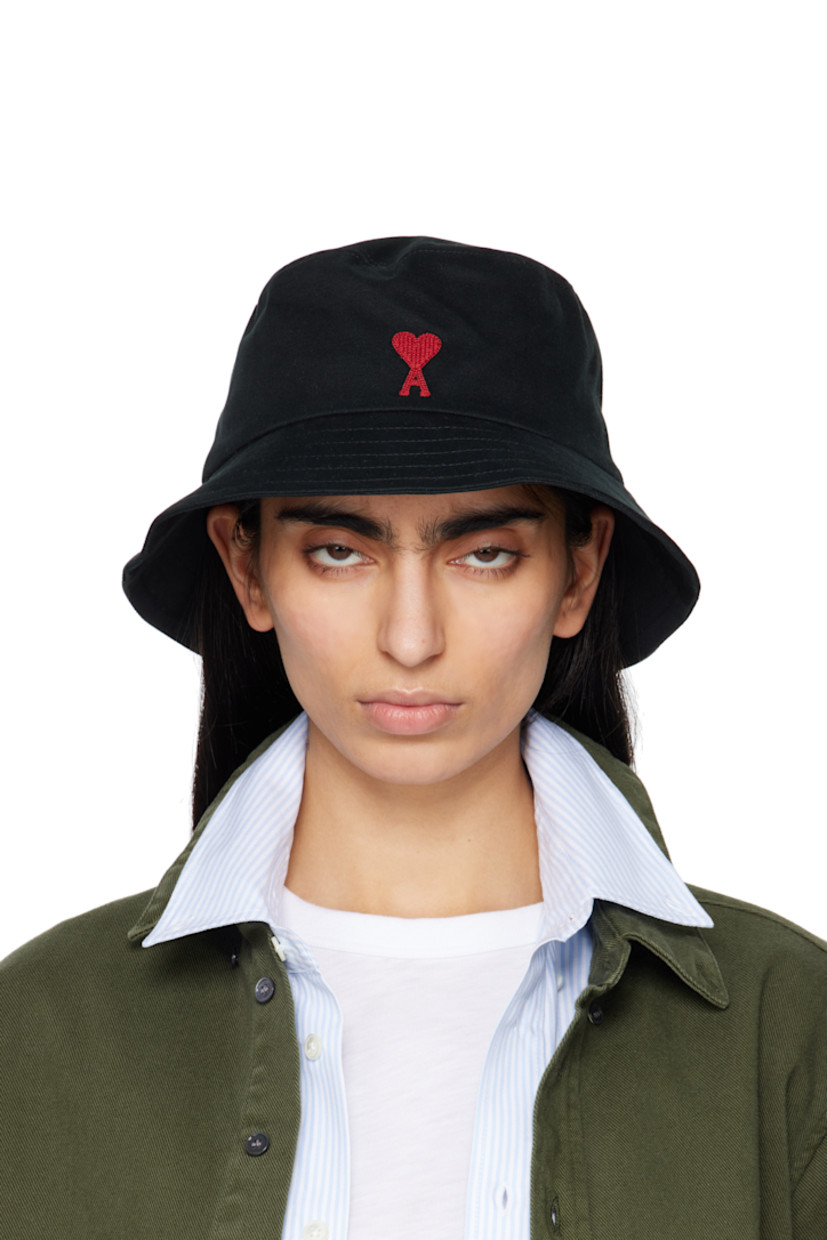 Cotton twill bucket hat in black.

· Logo embroidered at face
· Quilted brim
· Cotton poplin lining

Supplier color: Black