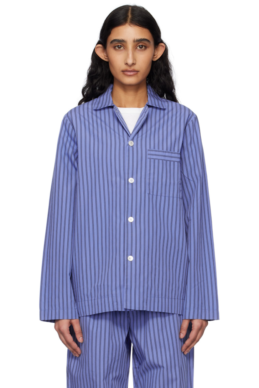 Stonewashed lightweight organic cotton poplin pyjama shirt. Stripes throughout. 

· Oeko-Tex® Standard 100-certified
· Open spread collar
· Button closure
· Patch pocket at chest
· Logo flag at side seam
· Mother-of-pearl hardware

Supplier color: Boro stripes