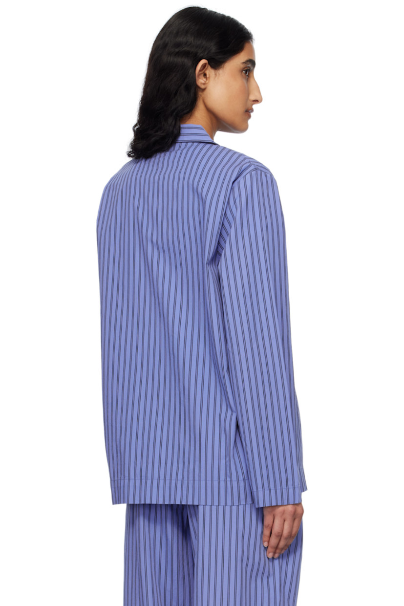 Stonewashed lightweight organic cotton poplin pyjama shirt. Stripes throughout. 

· Oeko-Tex® Standard 100-certified
· Open spread collar
· Button closure
· Patch pocket at chest
· Logo flag at side seam
· Mother-of-pearl hardware

Supplier color: Boro stripes