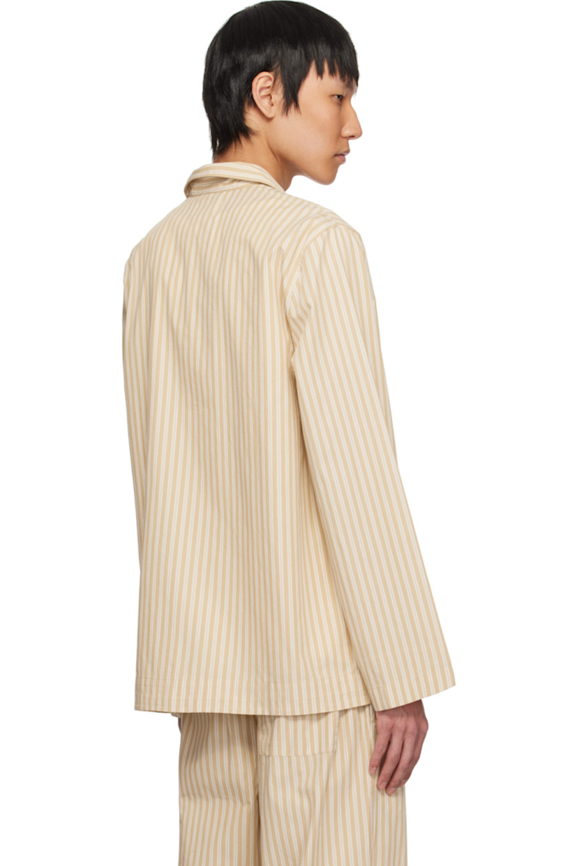 Stonewashed lightweight organic cotton poplin pyjama shirt. Stripes throughout. 

· Oeko-Tex® Standard 100-certified
· Open spread collar
· Button closure
· Patch pocket at chest
· Logo flag at side seam
· Mother-of-pearl hardware

Supplier color: Corinth stripes