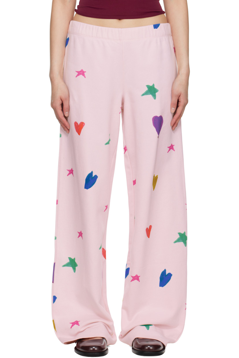 French terry lounge pants. 

· Graphic pattern printed throughout
· Elasticized waistband

Featuring artwork made in collaboration with the children of RIVER FUND NY.

Supplier color: Pink