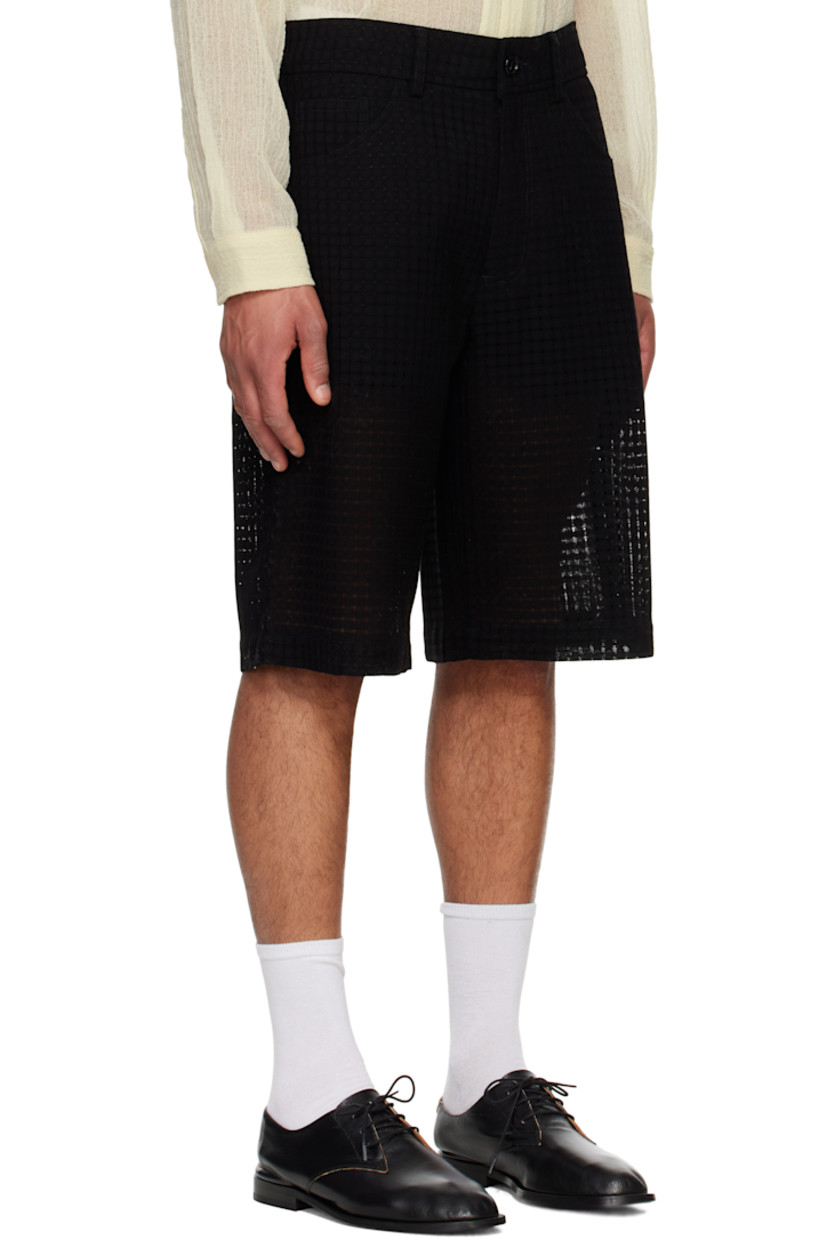 Basket-woven cotton shorts. 

· Belt loops
· Five-pocket styling
· Zip fly
· Horn hardware

Supplier color: Basket sable