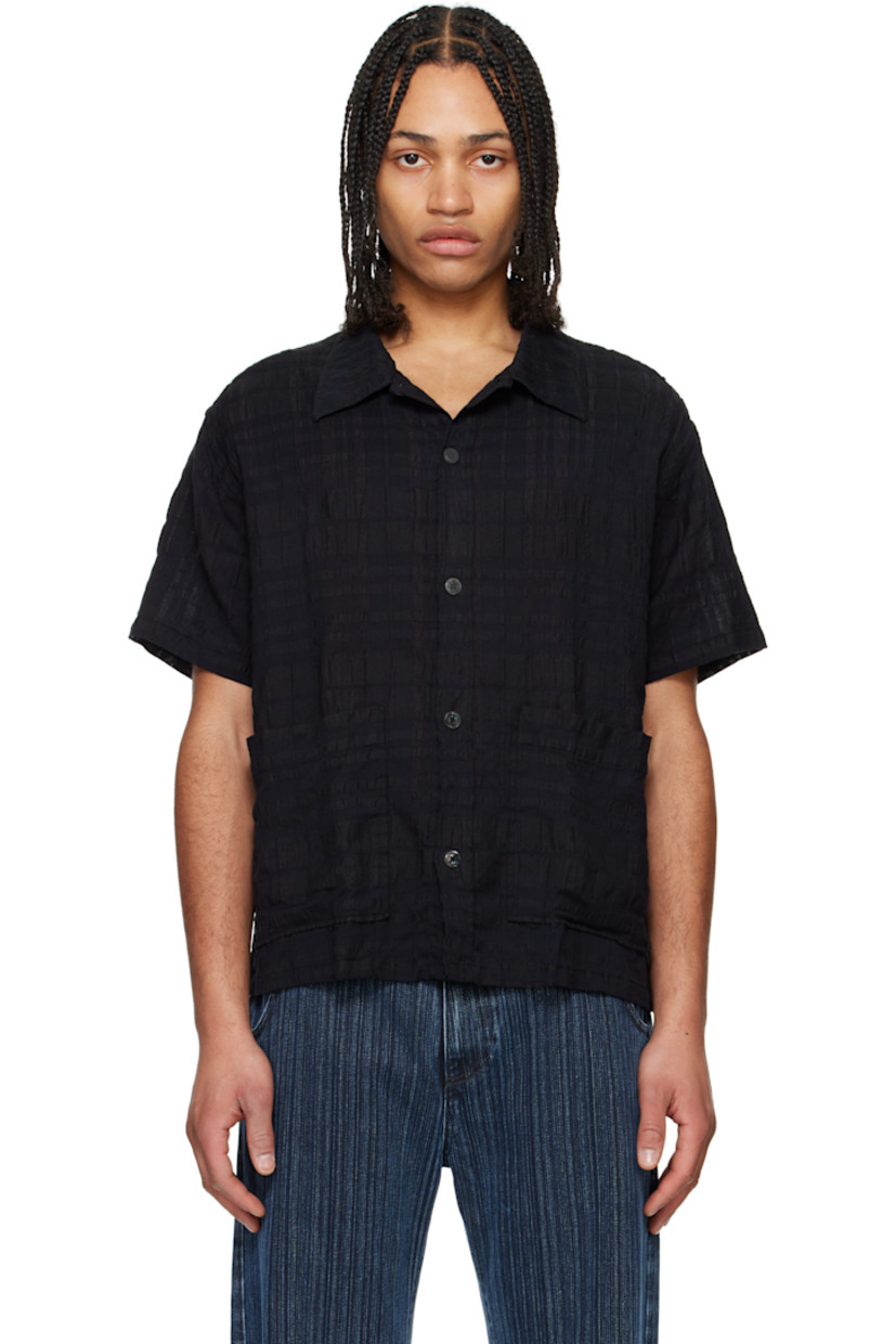 Plain-woven stretch cotton- and linen-blend shirt. Textured stripes throughout.

· Spread collar
· Button closure
· Patch pockets at hem
· Dropped shoulders
· Box pleat at back yoke

Supplier color: Black structure