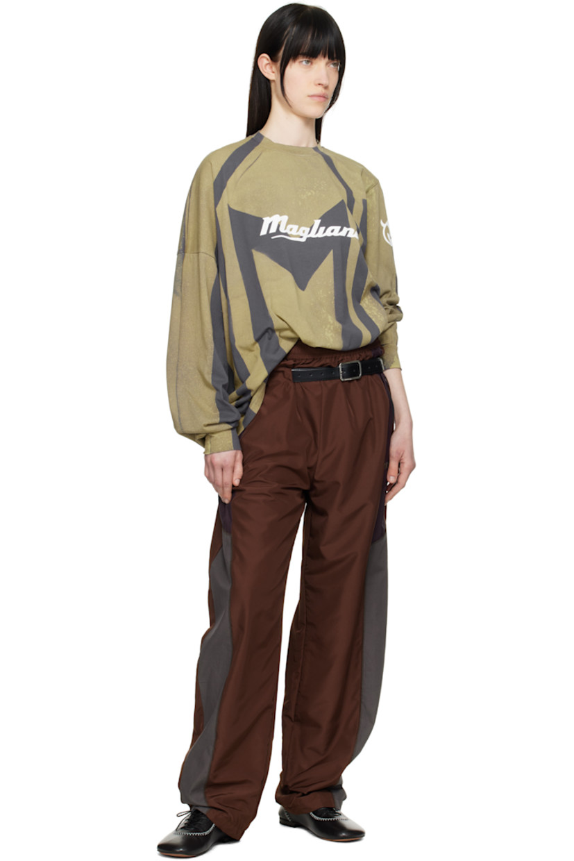 Cotton jersey T-shirt. Bleached graphic pattern throughout. 

· Rib-knit crewneck and cuffs
· Logo printed at chest and sleeve
· Dropped shoulders

Supplier color: Phantom mix