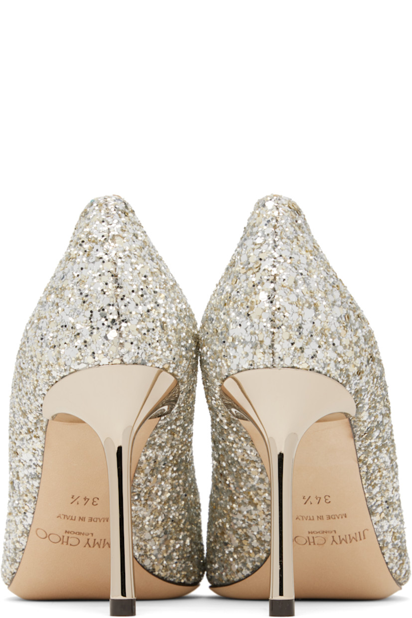 Glittered heels in silver tone.

· Pointed toe
· Grained leather lining
· Lacquered stiletto heel with rubber injection
· Nubuck sole
· Heel: H3.25"

Supplier color: Champagne