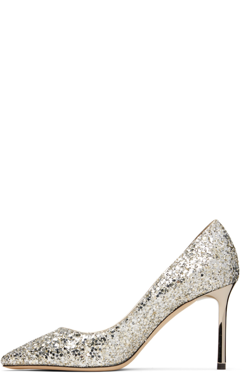 Glittered heels in silver tone.

· Pointed toe
· Grained leather lining
· Lacquered stiletto heel with rubber injection
· Nubuck sole
· Heel: H3.25"

Supplier color: Champagne