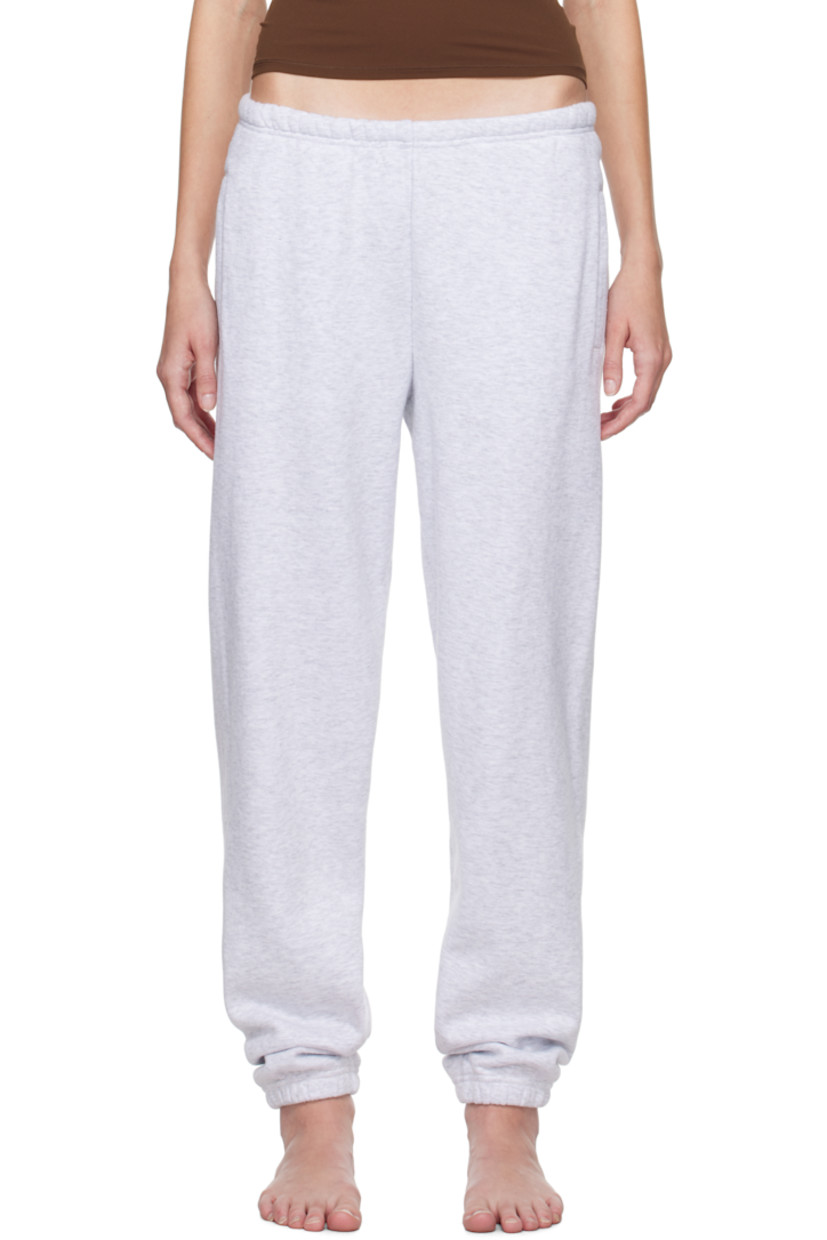 Cotton-blend fleece lounge pants.

· Concealed drawstring at elasticized waistband
· Two-pocket styling
· Elasticized cuffs

Supplier color: Light heather grey