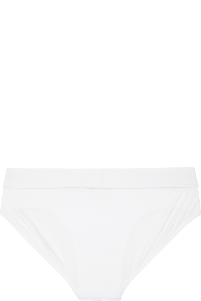 Pack of three stretch cotton- and modal-blend jersey briefs.

· Breathable
· Logo patch at elasticized waistband
· Partially lined

Supplier color: Chalk