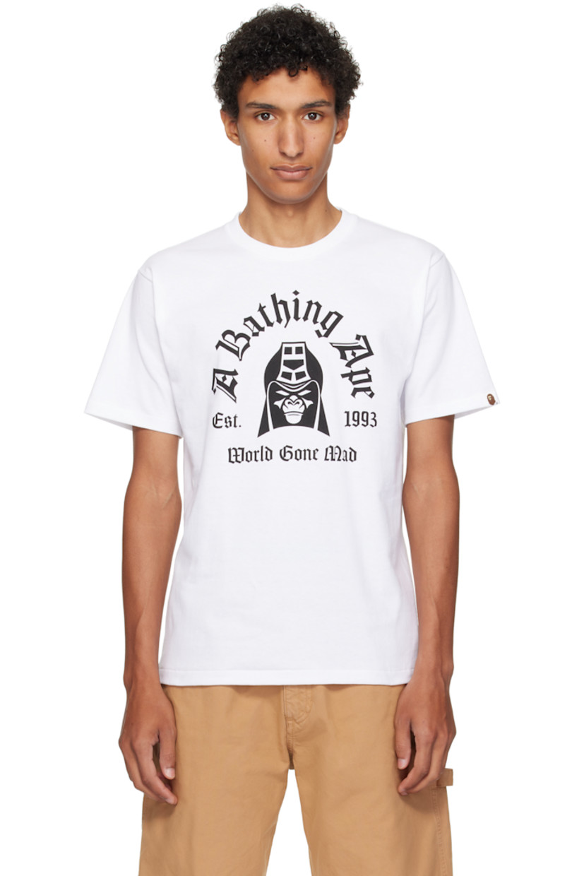Cotton jersey T-shirt. 

· Rib-knit crewneck
· Logo, graphic, and text printed at front 
· Logo flag at cuff

Supplier color: White