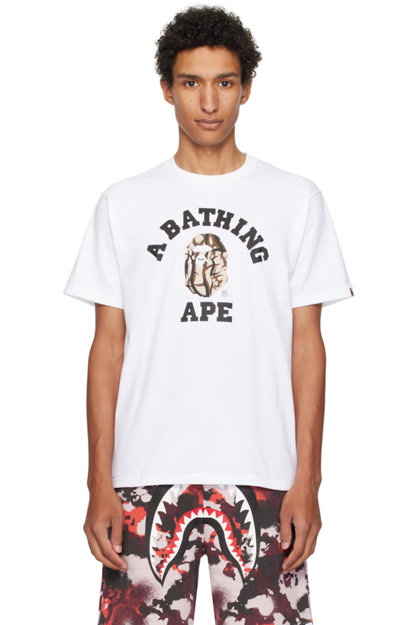 Cotton jersey T-shirt. 

· Rib-knit crewneck
· Logo graphic printed at front
· Logo flag at cuff

Supplier color: White/Beige