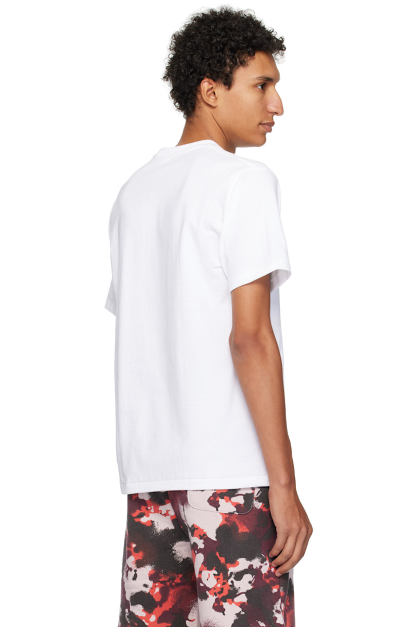 Cotton jersey T-shirt. 

· Rib-knit crewneck
· Logo graphic printed at front
· Logo flag at cuff

Supplier color: White/Beige