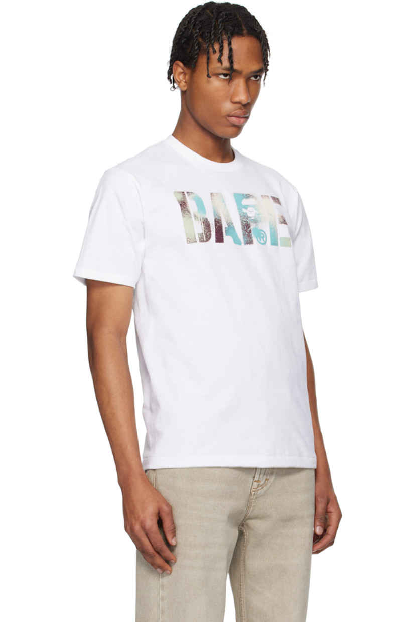 Cotton jersey T-shirt.

· Rib-knit crewneck
· Logo graphic printed at front
· Logo flag at cuff

Supplier color: White