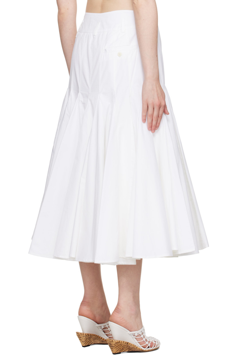 Cotton poplin midi skirt. 

· Belt loops
· Darts at waist
· Single-pocket styling
· Zip fly 
· Godet panels at flared hem
· Full cotton-blend tulle lining

Part of the La Croisière collection.

Supplier color: White