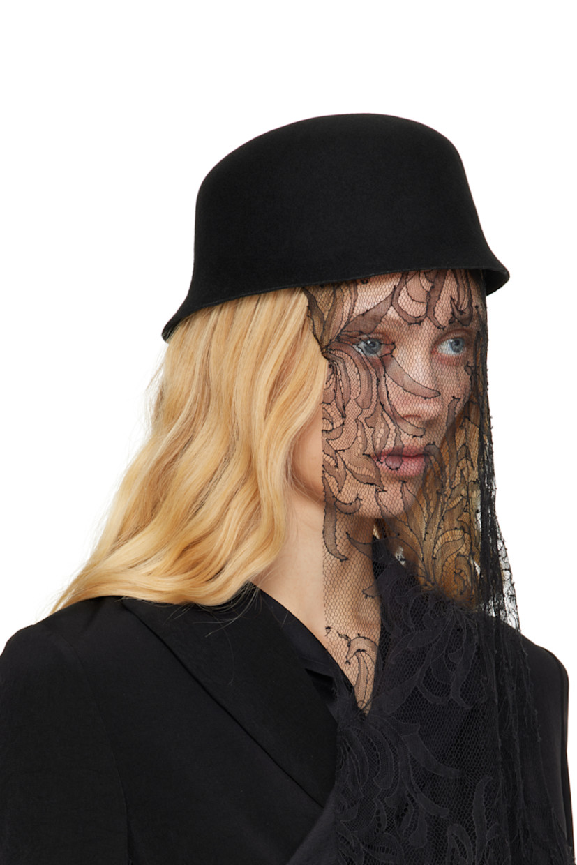 Structured felted wool hat in black.

· Extended lace trim at front
· Logo-woven satin browband
· Unlined

Supplier color: Black