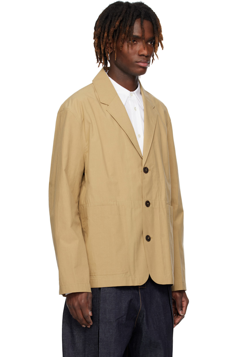 Cotton gabardine blazer.

· Notched lapel
· Button closure
· Patch pockets

Supplier color: Sand