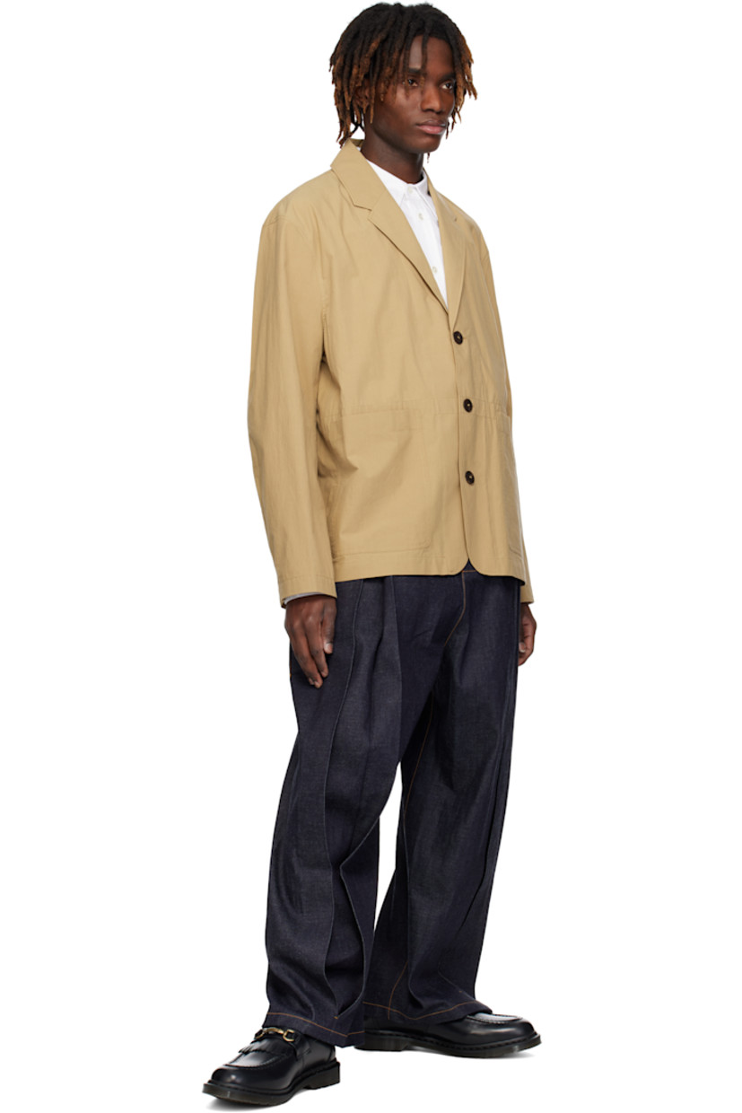 Cotton gabardine blazer.

· Notched lapel
· Button closure
· Patch pockets

Supplier color: Sand