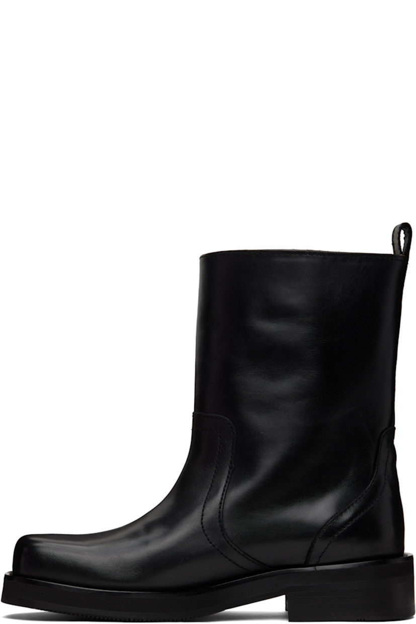 Mid-calf chrome-free LWG-certified polished leather boots in black.

· Square-toe
· Pull-loop at heel collar
· Logo plaque at outer side
· Grained leather lining
· Stacked leather heel with rubber injection
· Treaded rubber sole

Supplier color: Black