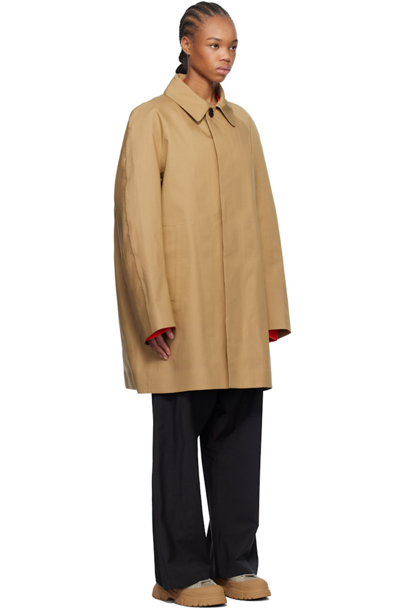 Stretch cotton canvas coat. 

· Spread collar
· Concealed button closure
· Welt pockets
· Raglan sleeves

Supplier color: Cord
