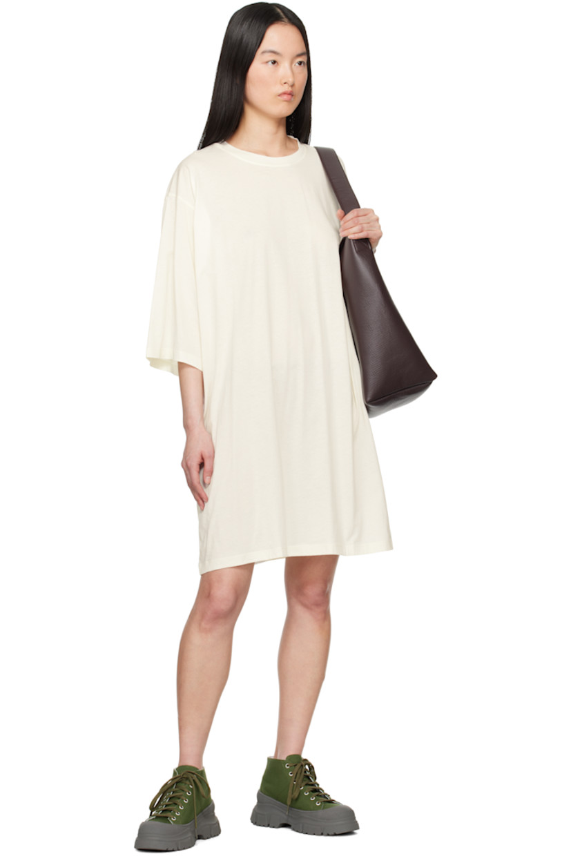 Oversized cotton jersey T-shirt.

· Crewneck
· Dropped shoulders
· Three-quarter sleeves

Supplier color: Ivory