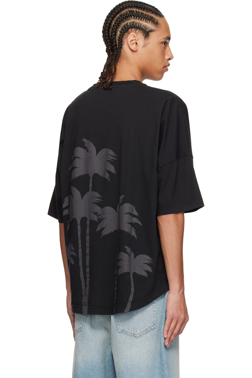 Oversized cotton jersey T-shirt.

· Rib-knit crewneck
· Logo graphic printed at chest
· Curved hem
· Logo flag at side seam
· Dropped shoulders
· Graphics printed at back

Supplier color: Black/Vintage black