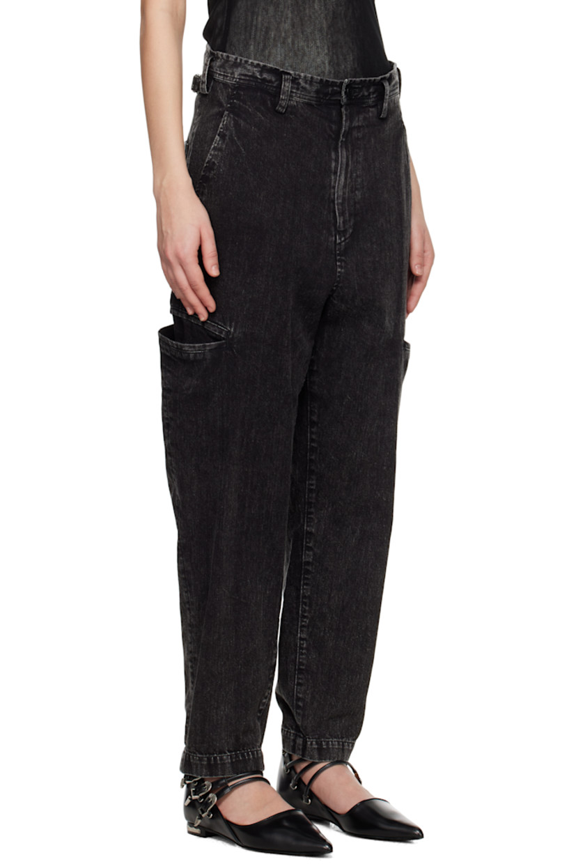Tapered 8 oz non-stretch denim jeans. Fading and whiskering throughout. 

· Belt loops
· Three-pocket styling
· Zip fly
· Welt pocket at outseams 
· Cinch tabs at back waistband

Supplier color: Black