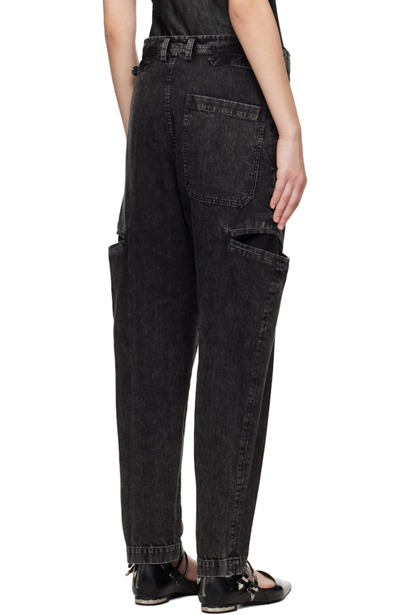 Tapered 8 oz non-stretch denim jeans. Fading and whiskering throughout. 

· Belt loops
· Three-pocket styling
· Zip fly
· Welt pocket at outseams 
· Cinch tabs at back waistband

Supplier color: Black