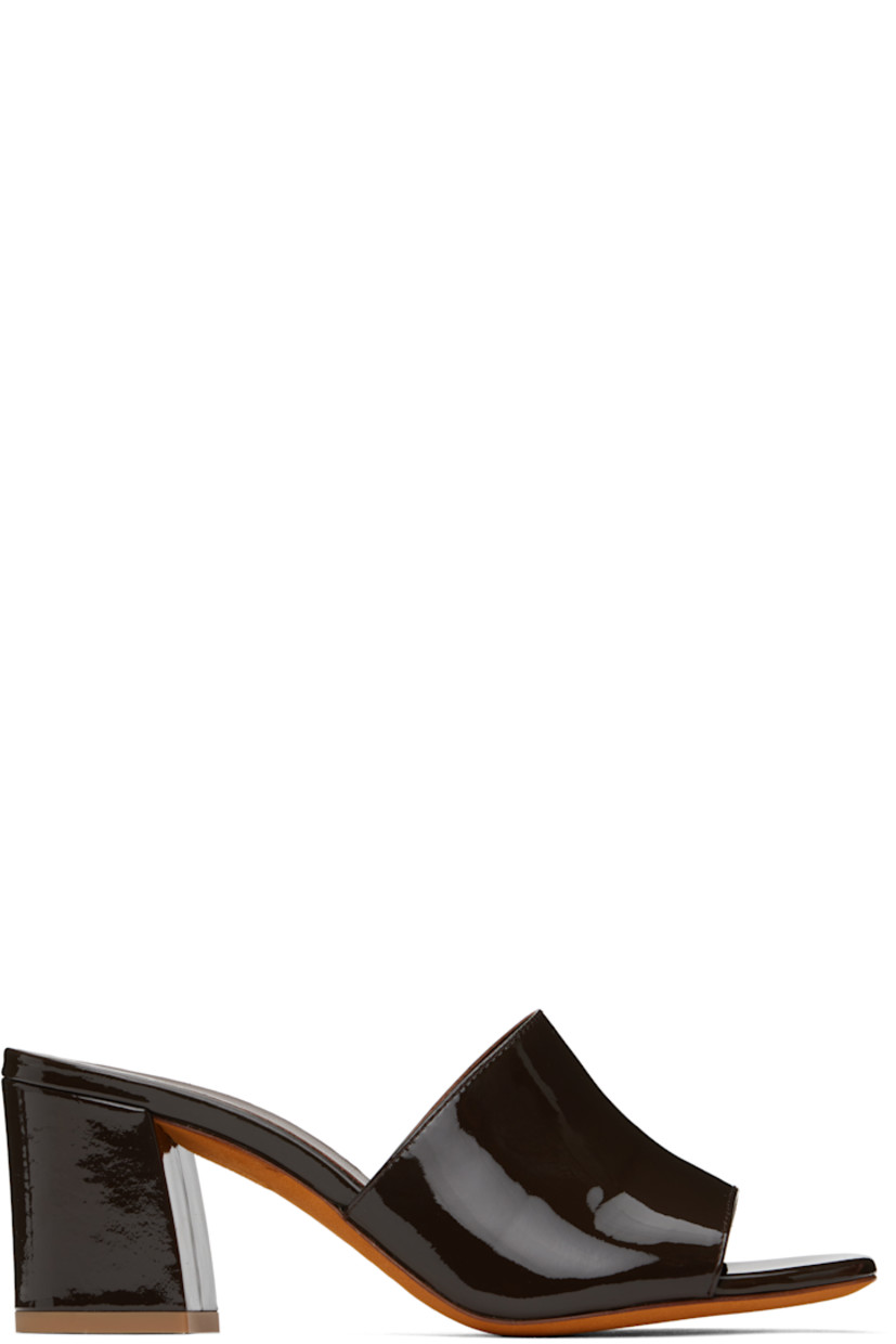 Patent calfskin heeled sandals in brown.

· Open toe
· Logo embossed at padded leather footbed
· Covered block heel with rubber injection
· Nubuck sole
· Heel: H2.5"

Supplier color: Carob
