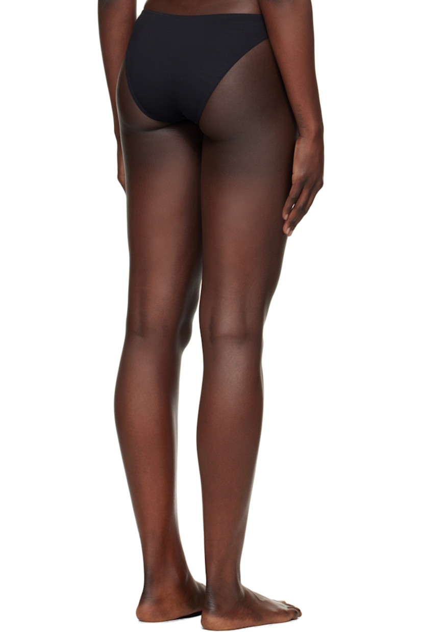 Stretch nylon jersey bikini bottom.

· Elasticized waistband
· Partial jersey lining

Supplier color: Noir
