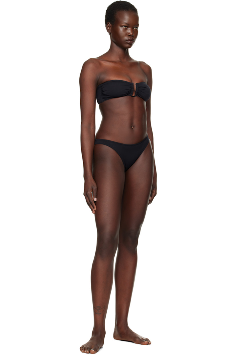 Stretch nylon jersey bikini bottom.

· Elasticized waistband
· Partial jersey lining

Supplier color: Noir